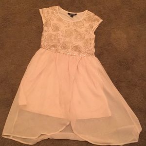 Girls pink dress